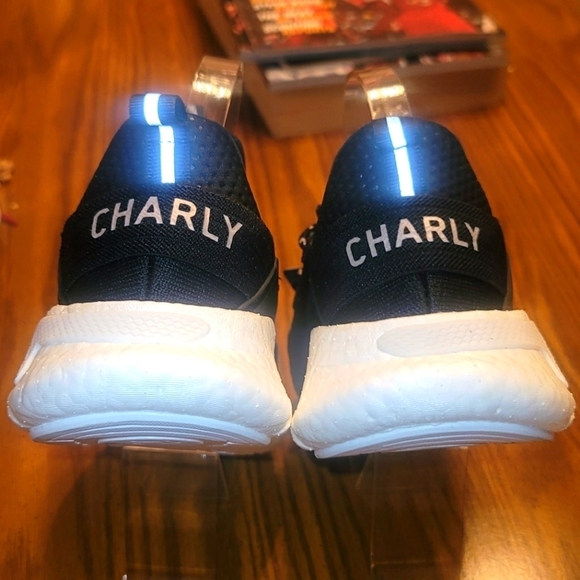 PFX Charly Vigorate running shoes. - Picture 6 of 11
